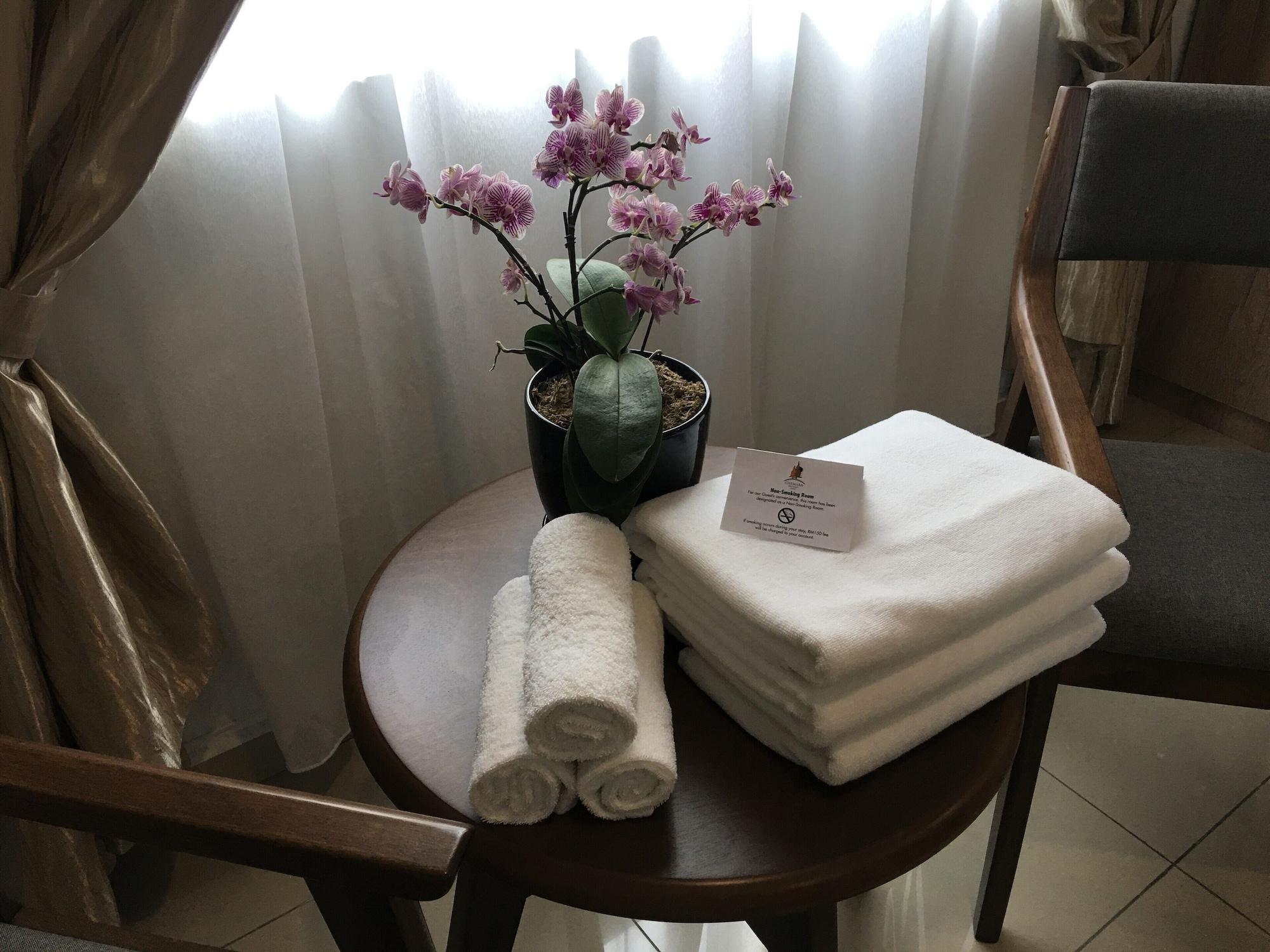 Chemara Boutique Hotel Мири Екстериор снимка